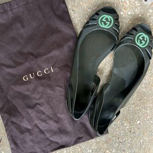 Gucci jelly peep toe flats in olive green